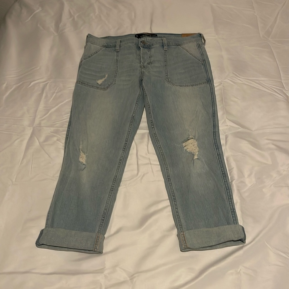 Hollister jeans